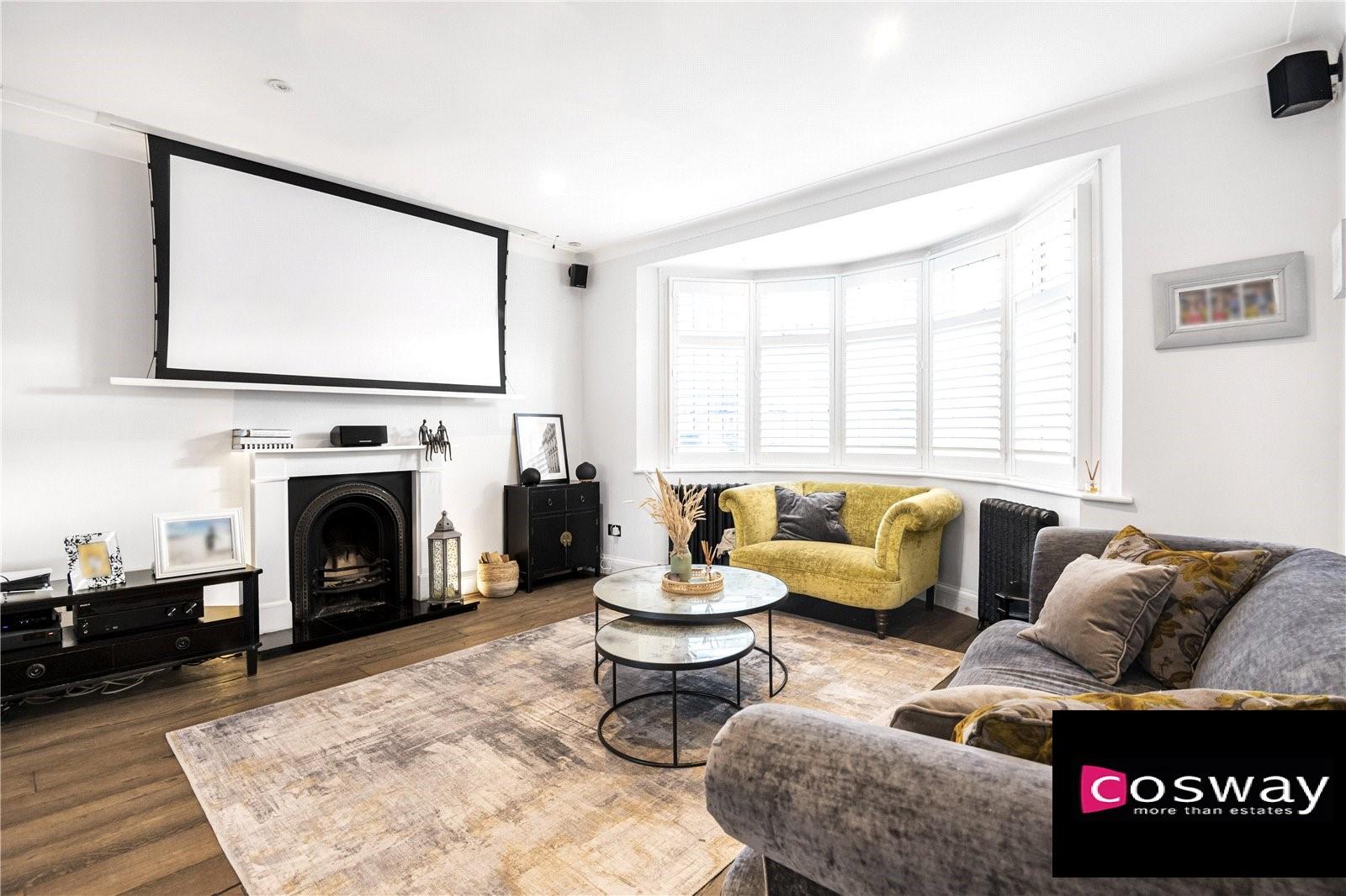 Sunbury Avenue, Mill Hill, NW7, London